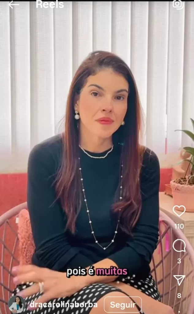 Dra. Carolina Borba explicando como é a consulta integrativa na Regeneravita (ortomolecular e dermatologia).